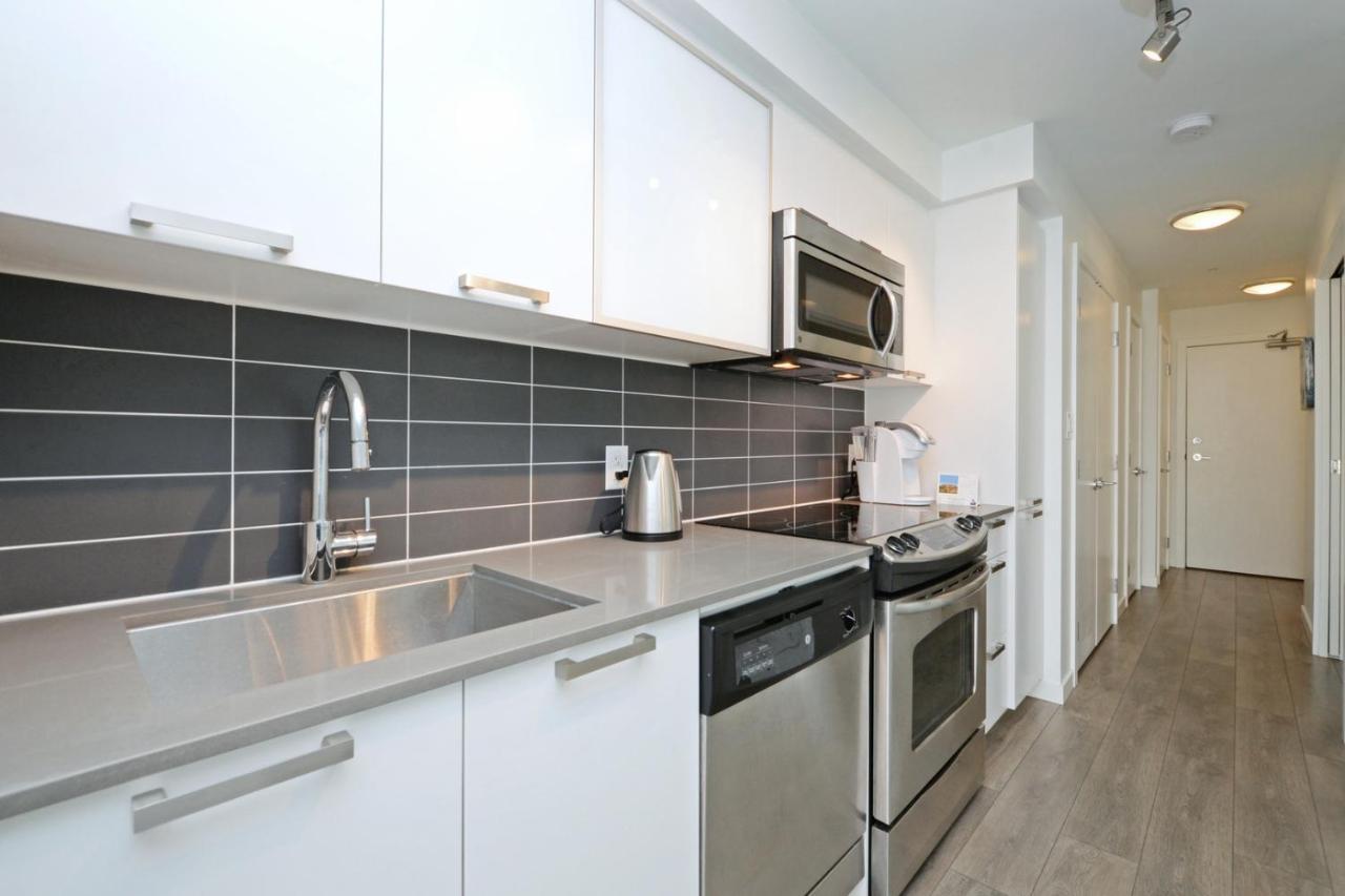 Gorgeous Old Town Condo With Patio And Parking! Victoria Exteriér fotografie